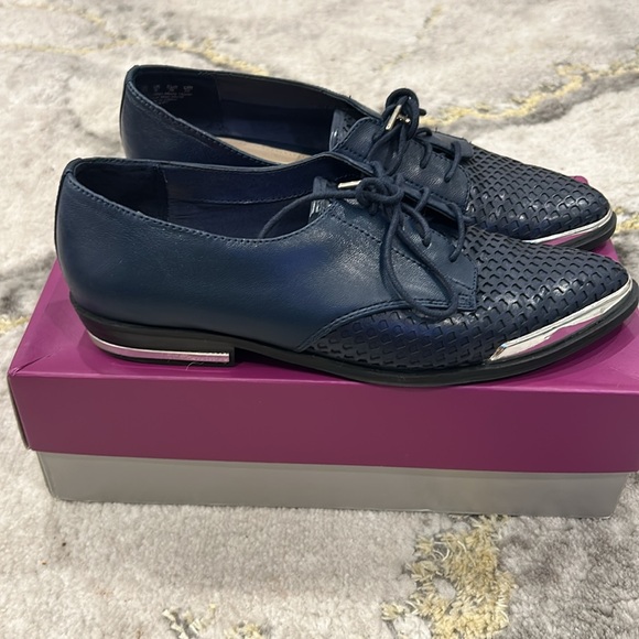 Women’s Casual Pointed Toe Shoes - Picture 2 of 4